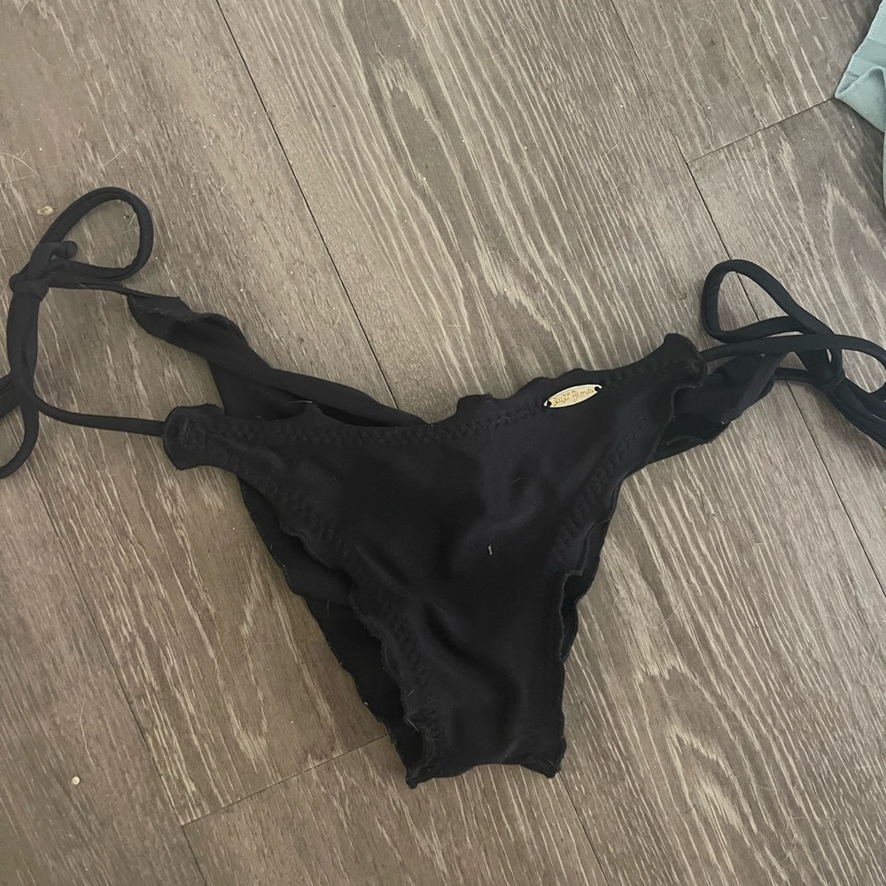 Luli fama black bikini bottom SMALL